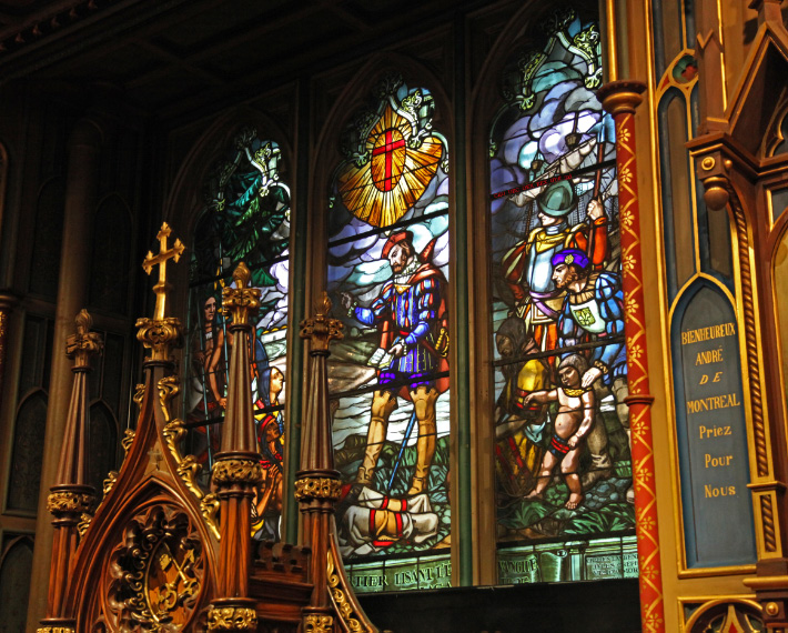 Basilique Notre-Dame de Montréal - Notre-Dame Basilica stained glass window teaching