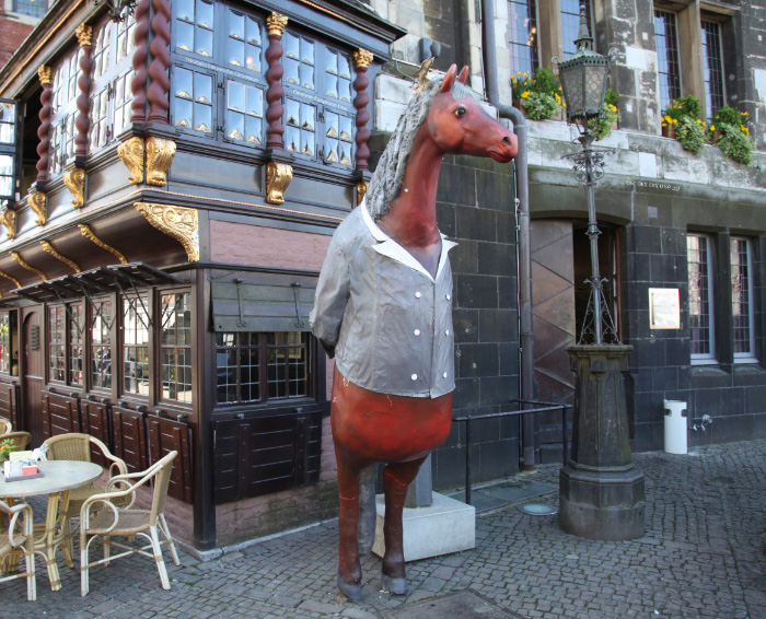 Horses, the best waiters in Germany