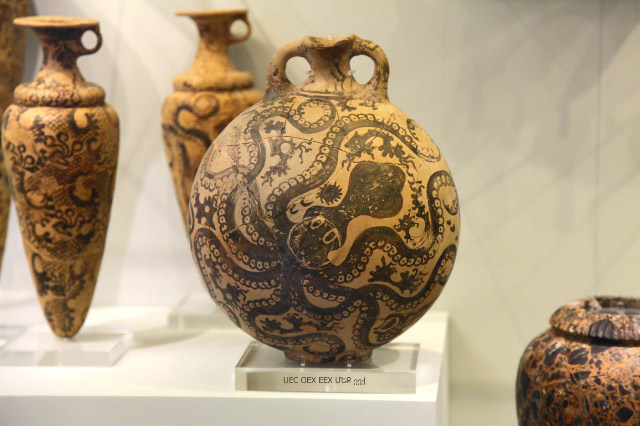Neopalatial Period Minoan Pottery