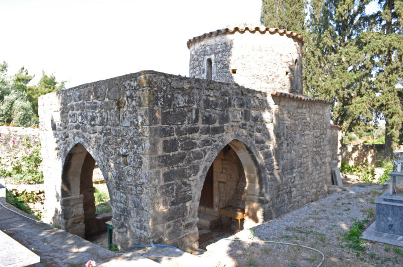 10th century Church with 5th or even 4th century baptistery