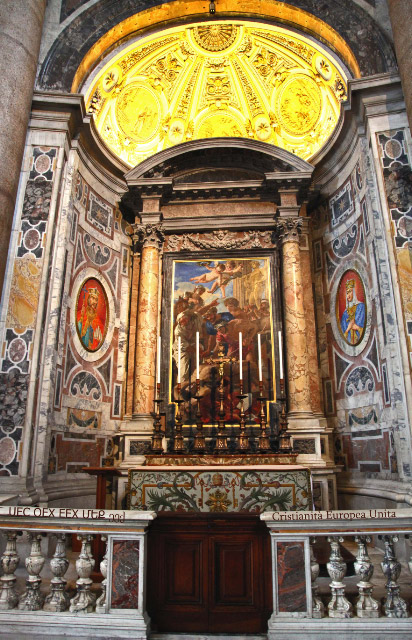 Altar in Saint Peters Basilica north transept